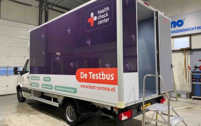 Mobiele corona testbus voor Medisch Centrum Nederland